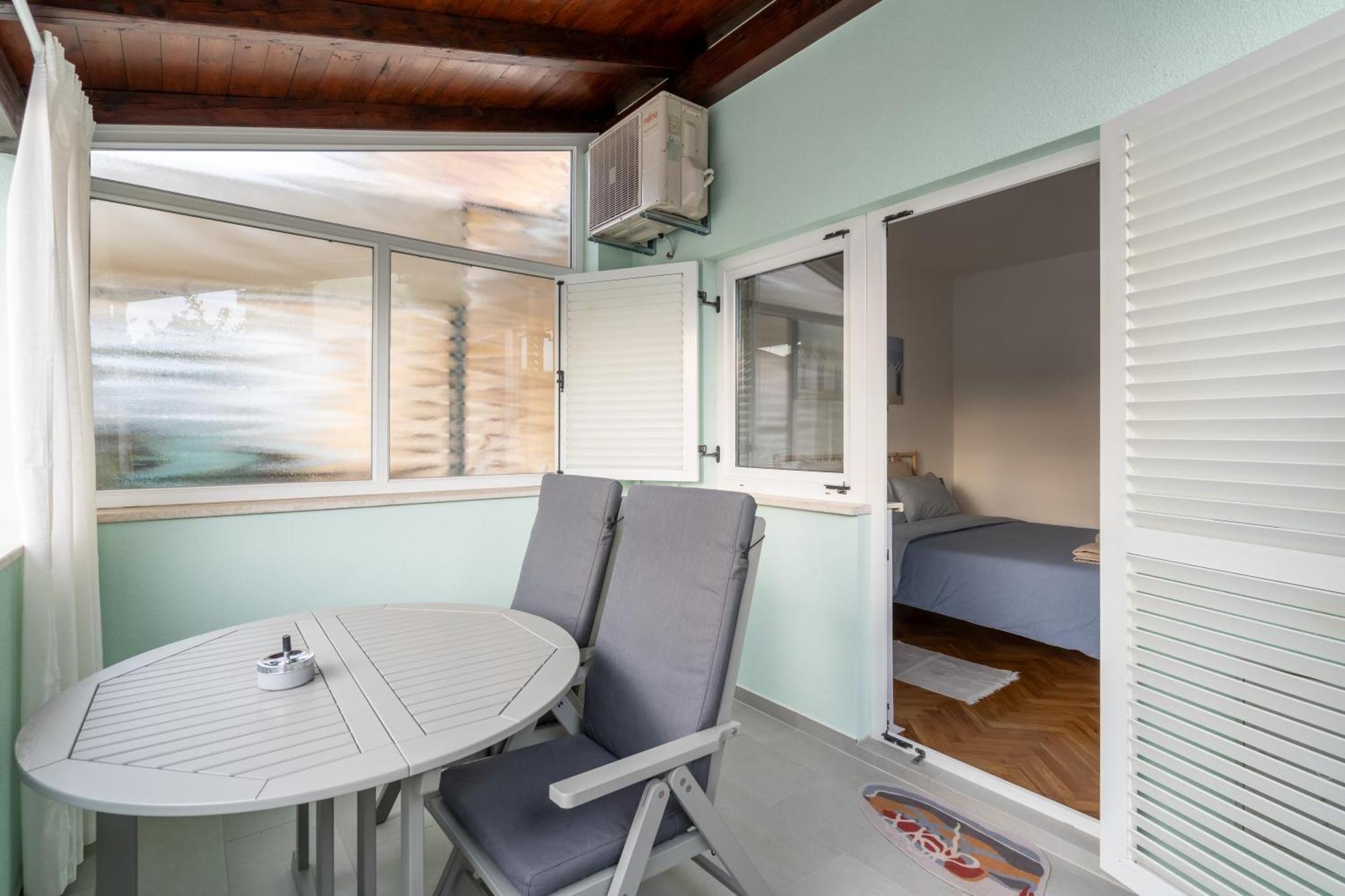 New! D31 Studio W2 Bikes, Sunny Terrace & Parking Rovinj Bagian luar foto